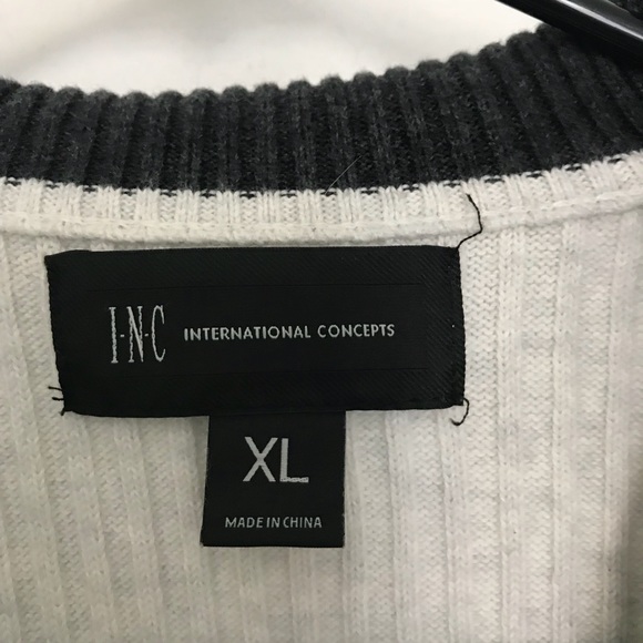 Inc men’s 1/4 zip sweater - Picture 2 of 3